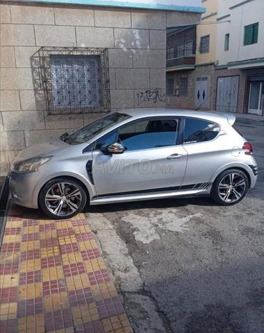 Peugeot 208 GTi 2015