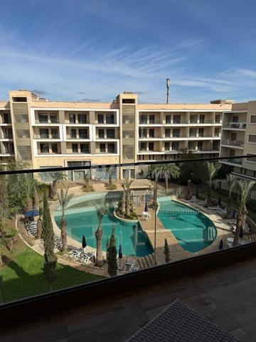 شقة للبيع بالأثاث