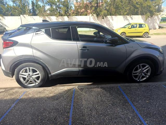 Toyota CHR automatique 2021 toutes options - 2
