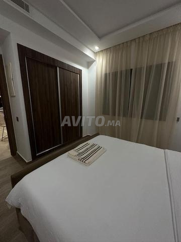 شقة عصرية مسبح موقف شارع M6