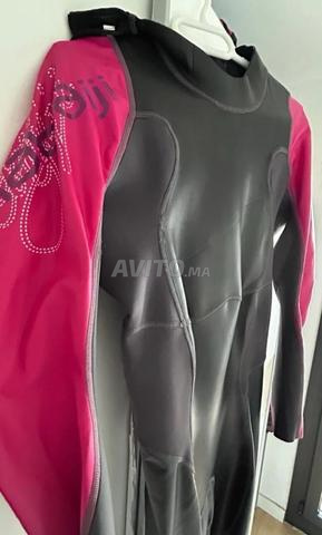 بدلة تزلج على الماء - 2