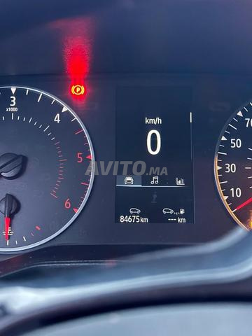 Clio 5 2022 diesel manuelle jamais accidentée