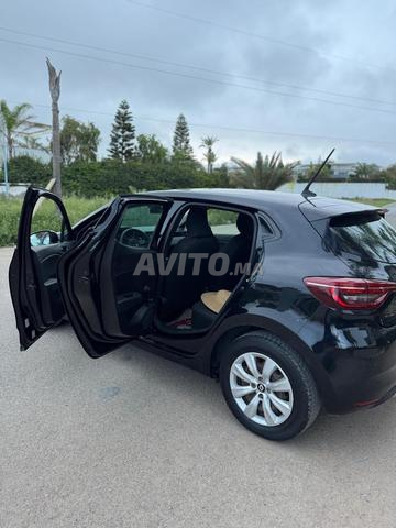 Clio 5 2022 diesel manuelle jamais accidentée - 2