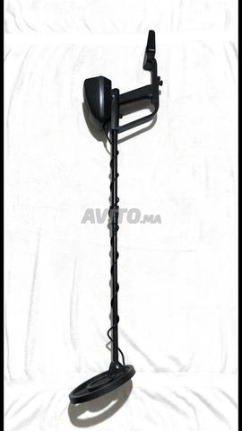 كاشف المعادن