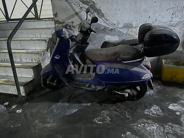 Vespa bleue Tétouan/Tanger - 2