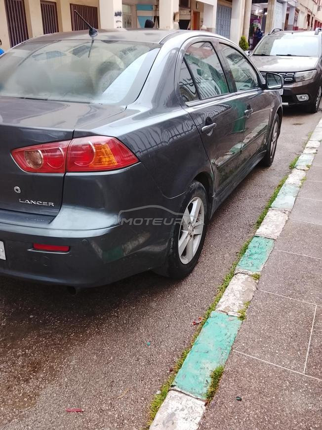 tres belle voiture très bien entretenue 