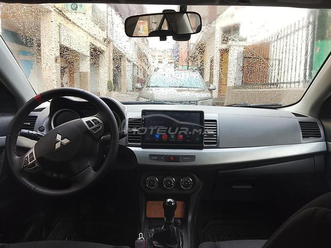 tres belle voiture très bien entretenue 