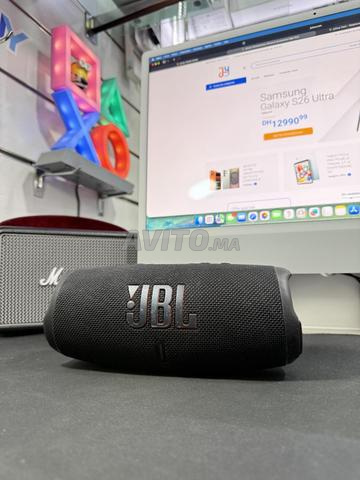 JBL Charge 5 / Bose Flex SoundLink - 2