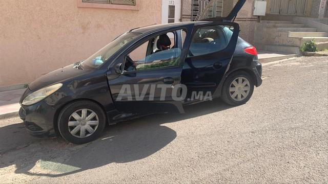Peugeot 206 Plus Essence Manuelle 2011 à Meknès