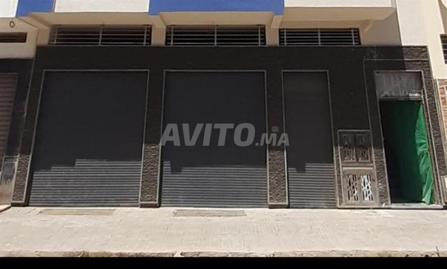 محل للبيع 61م بالإضافة إلى قبو 77م