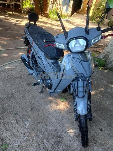 Moto bonne, toujours propre - 2