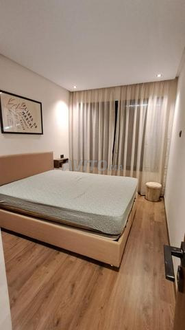 استوديو مفروش جديد لم يسكن من قبل للإيجار - 2