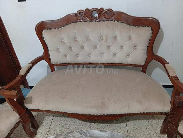 كنبة 3 قطع خشبية - 2