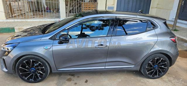 Renault Clio 5 Alpin Diesel Manuelle 2024 à Meknès