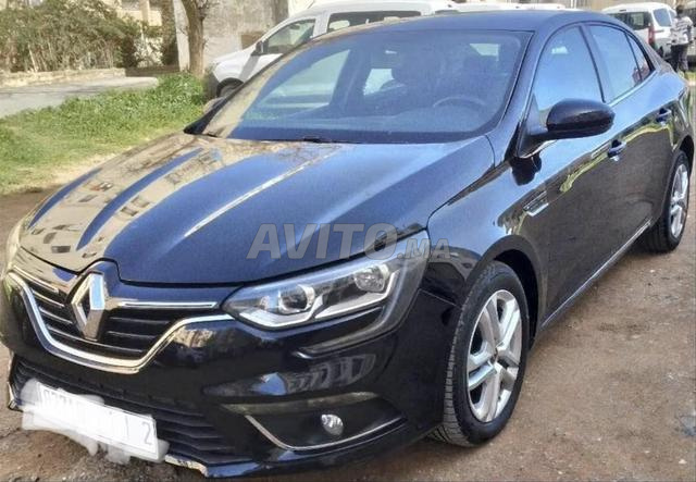 Megane 4 Sedan Diesel Automatique 2018 à Témara