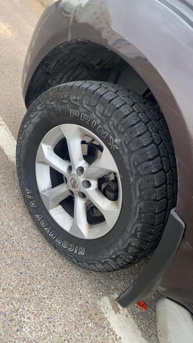 سيارة Nissan pathfinder جد رائعة