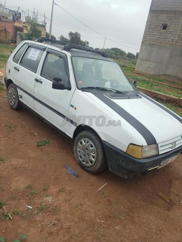 Fiat Uno modèle 97 essence - 2
