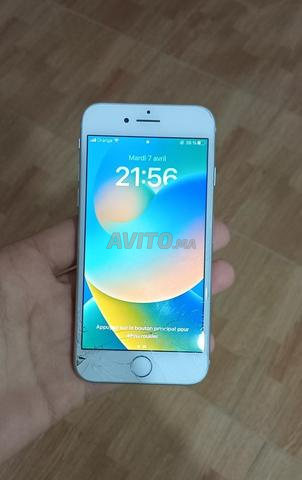 iPhone 8 | 64 Go (Voir photos)