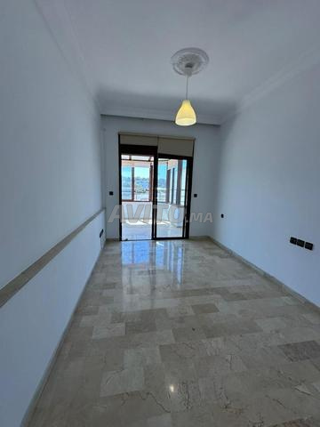 شقة للكراء 140 متر مربع في الرباط - 2