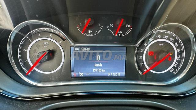 Opel Insignia Diesel Automatique 2015 à Casablanca - 2