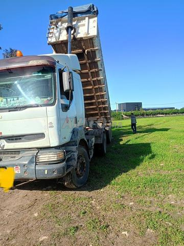 Camion à vendre - 2