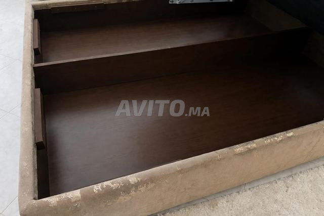 Lit avec matelas - 2