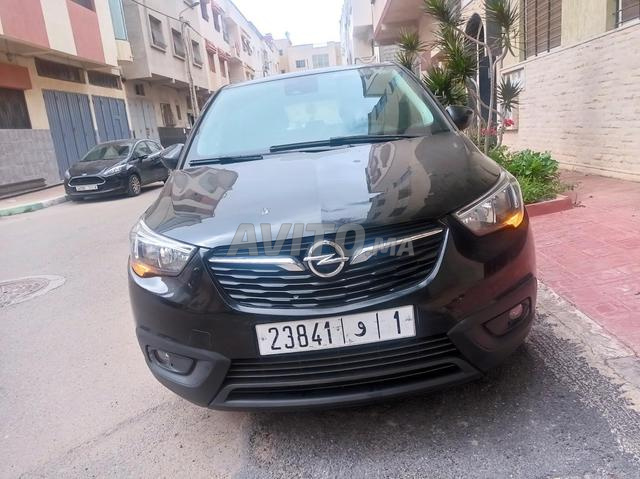 Opel crossland très bon état