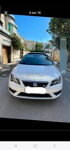 سيات ليون للبيع