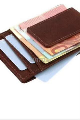 210 حافظة جلدية لبطاقة الائتمان - 2