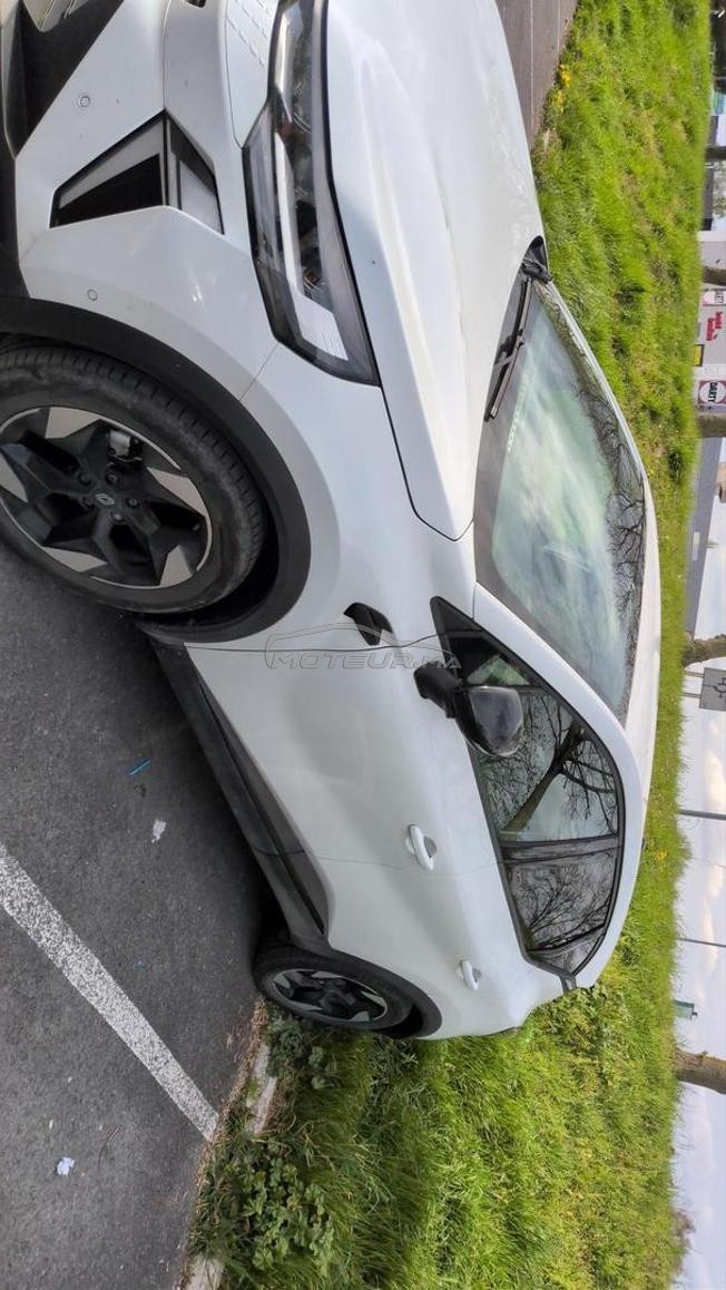 🚗 RENAULT CAPTUR E-TECH HYBRID 2024 