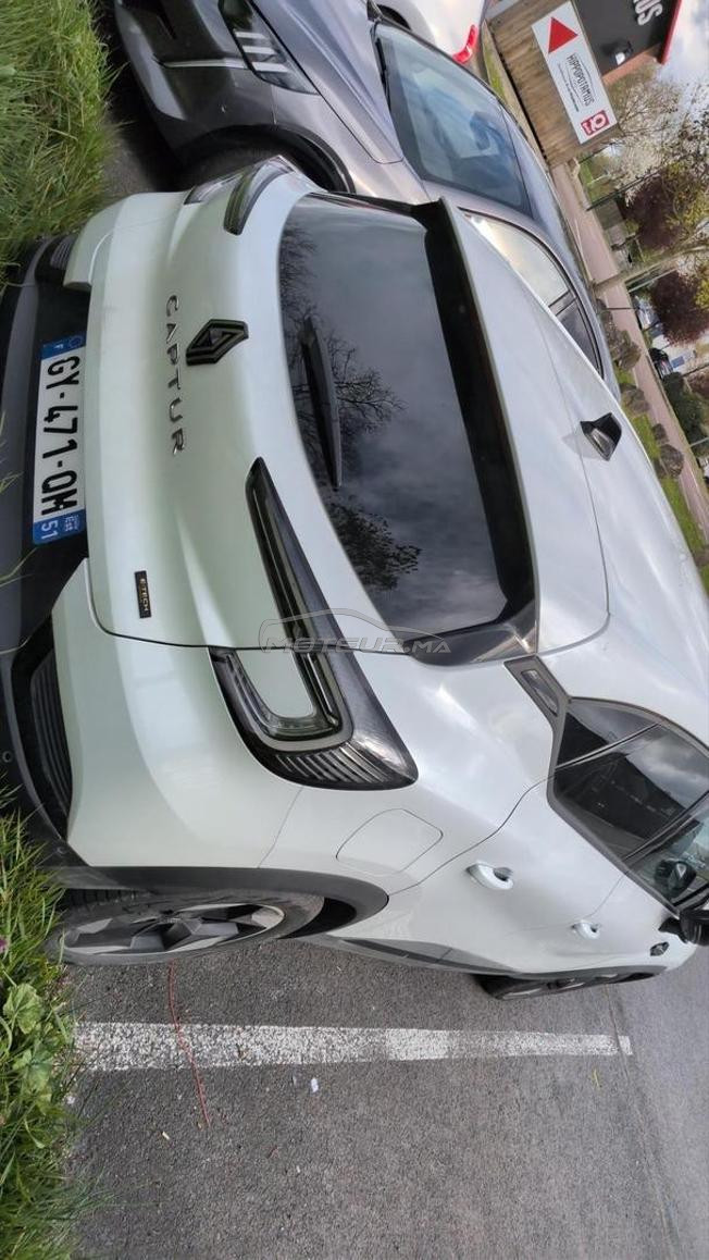 🚗 RENAULT CAPTUR E-TECH HYBRID 2024 