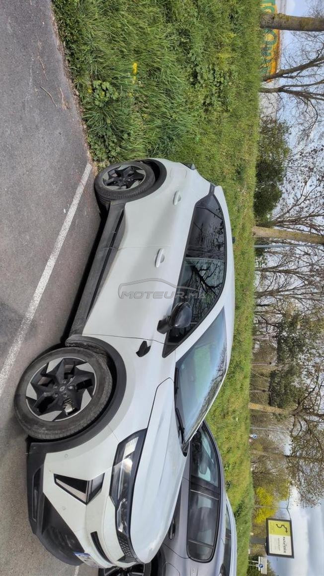 🚗 RENAULT CAPTUR E-TECH HYBRID 2024 