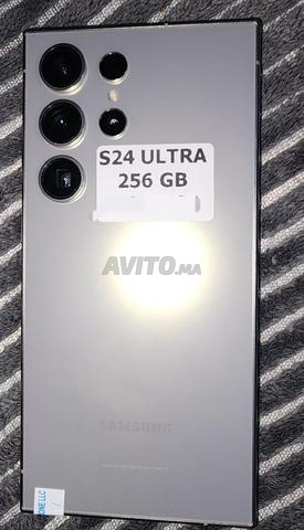 Samsung S24 Ultra 256GB état neuf