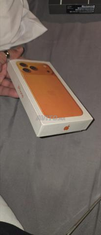iPhone 17 Pro Max 1 Go/12 Go Orange