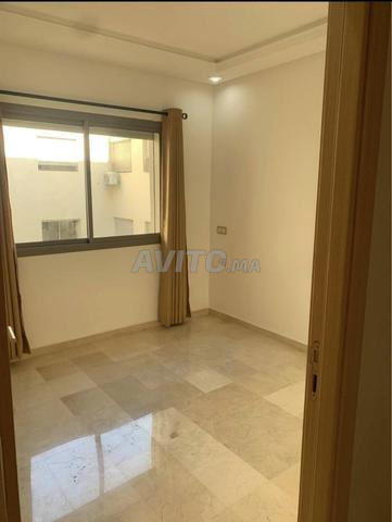 Appartement à louer 70 m² à Casablanca - 2