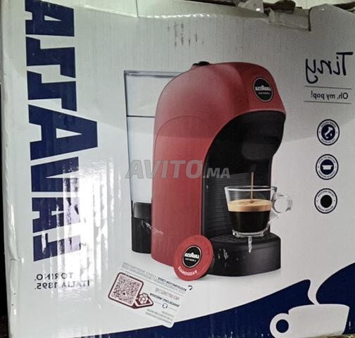 Machine à café (LAVZZA) toute neuve - 2