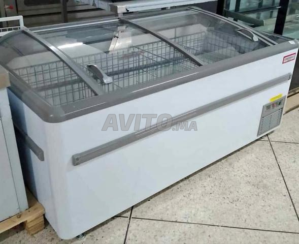 مجمد للإيجار بحالة جيدة