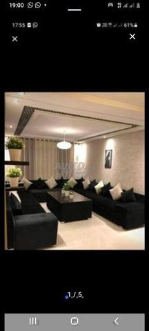 Et partenaires appartement près du salon Aida près de la mer pour les couples mariés