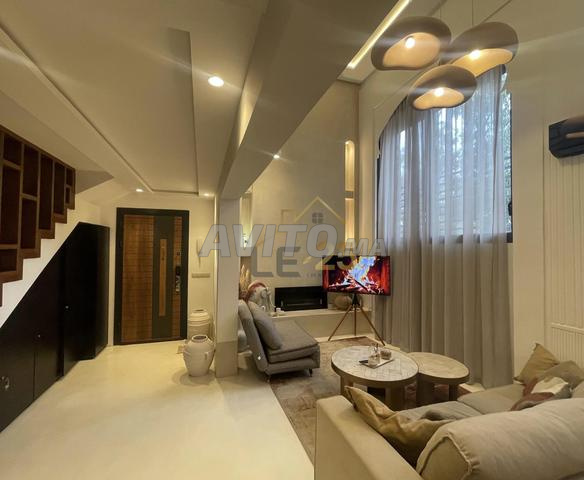 ستوديو مريح دوبلكس مفروش للبيع في Victor Hugo