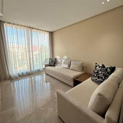 180880-شقة للإيجار بـ 9500 درهم في المعارف