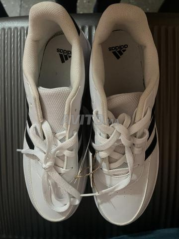 Chaussure Adidas neuve - 2