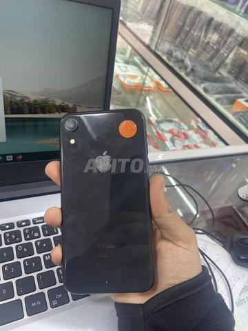 iPhone XR 64 Go