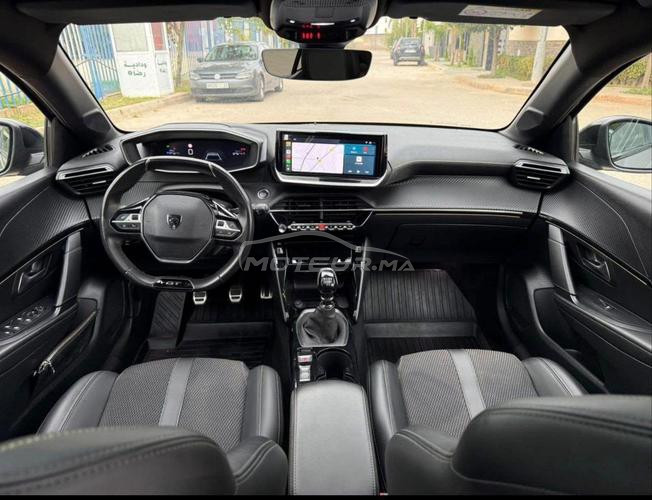 Peugeot 208 version gt line