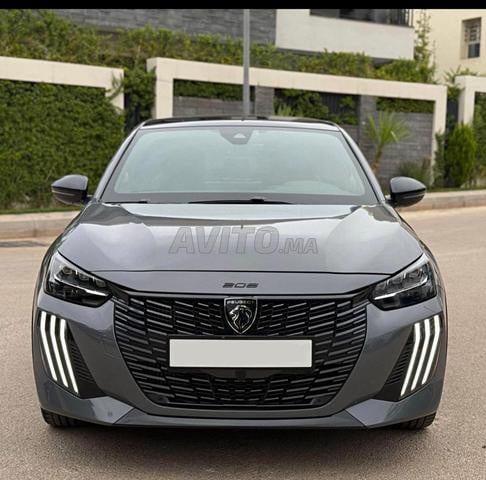 Peugeot 208 version gt line