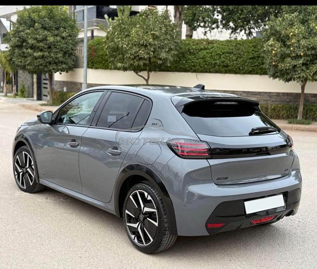 Peugeot 208 version gt line