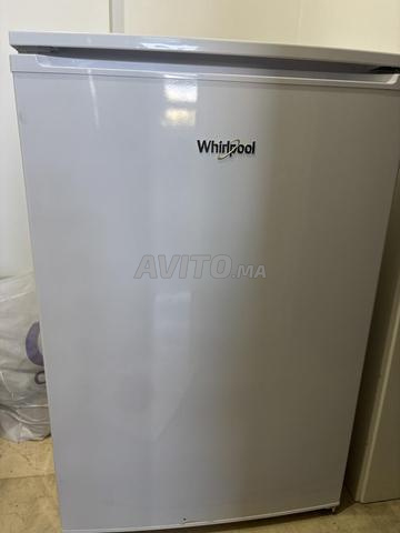 ثلاجة Whirlpool سعة 120 لتر كالجديدة