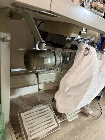 آلة خياطة أوفرلوك (BROTHER) بـ 5 خيوط للبيع - 2