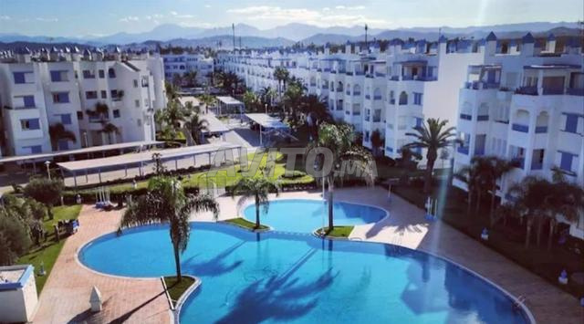 شقة 165 متر مربع مطلة على البحر في صنية بلاج