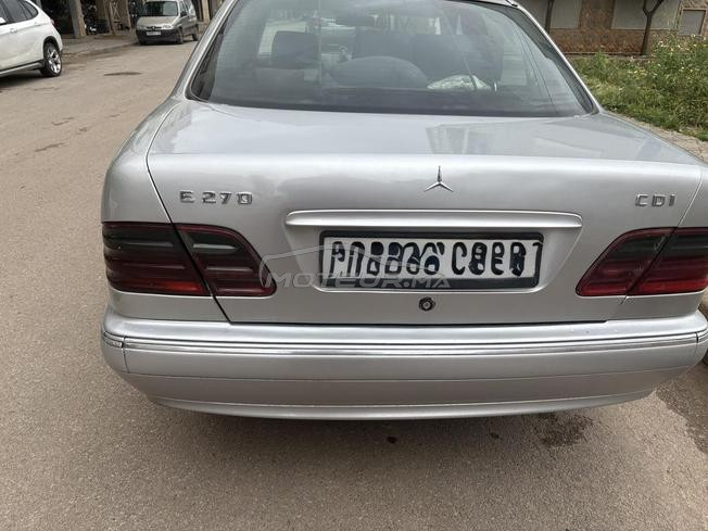 Mercedes-Benz 270 Diesel Manuelle 2001 à Fès