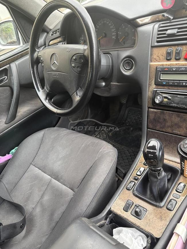 Mercedes-Benz 270 Diesel Manuelle 2001 à Fès